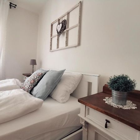 Family Garden Apartmanhaz 希欧福克 外观 照片