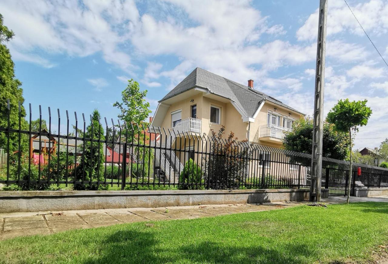Family Garden Apartmanhaz 希欧福克 外观 照片