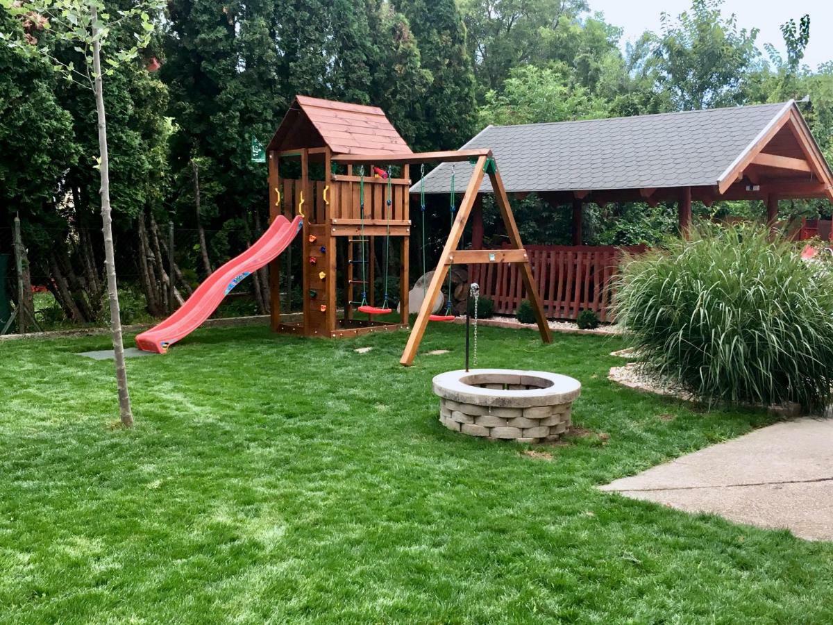 Family Garden Apartmanhaz 希欧福克 外观 照片
